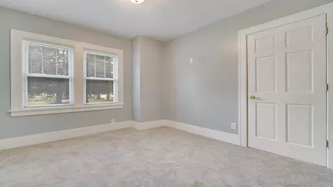10374 Main St, Roscoe, IL 61073 photo 20