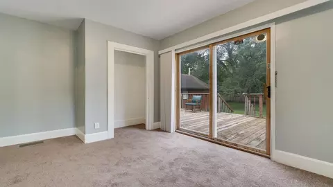 10374 Main St, Roscoe, IL 61073 photo 23