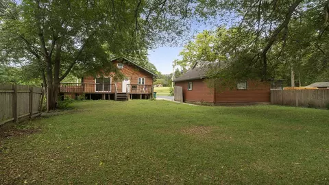 10374 Main St, Roscoe, IL 61073 photo 5