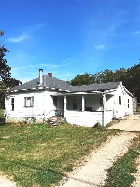 404 Galena Ave, Warren, IL 61087