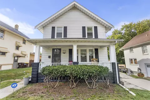 2011 2nd Ave, Rockford, IL 61104