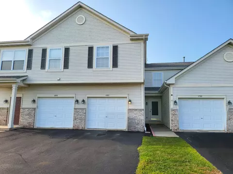 1680 Chrysler Dr, Belvidere, IL 61008