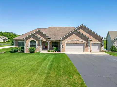 9623 Pebble Creek Cir, Belvidere, IL 61008