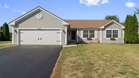 4608 Saddle St, Loves Park, IL 61111