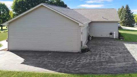 4-15 Grandview Dr, Lanark, IL 61046 photo 32