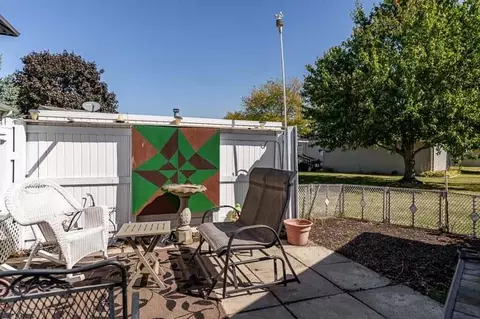 8511 Fig Tree, Roscoe, IL 61073 photo 8