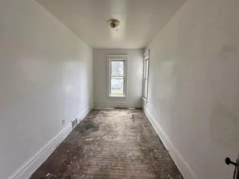 617 E Pleasant, Freeport, IL 61032 photo 13