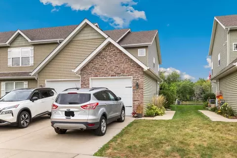 1711 W River St, Dixon, IL 61021