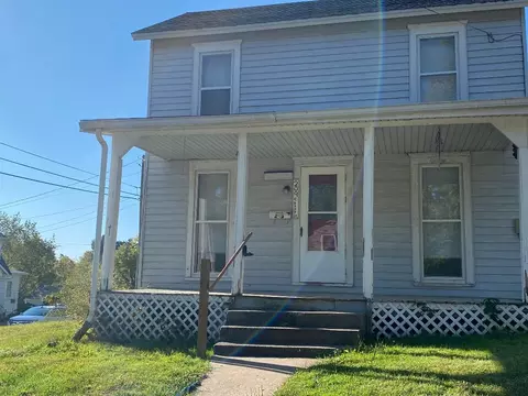 209 E Rapp St, Mount Carroll, IL 61053