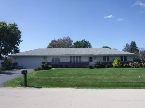 4107 Sesame Trl, Cherry Valley, IL 61016