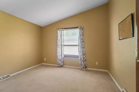 210 E North St, Durand, IL 61024 photo 20