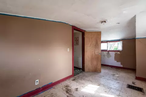 Bedroom - 3608 Sangamon St, Steger, IL 60475 photo 4 of 5