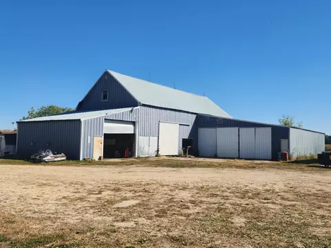 1481 Il Rte 75 E, Freeport, IL 61032 photo 9
