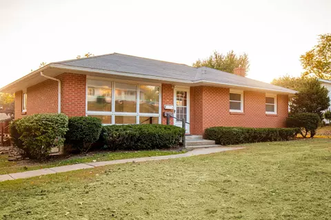 1002 Franklin St, Galena, IL 61036