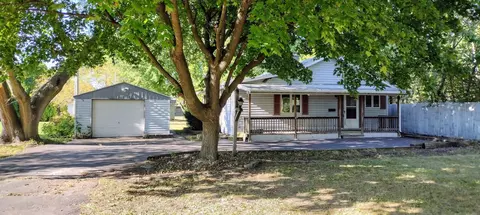 1830 Blackhawk Blvd, South Beloit, IL 61080