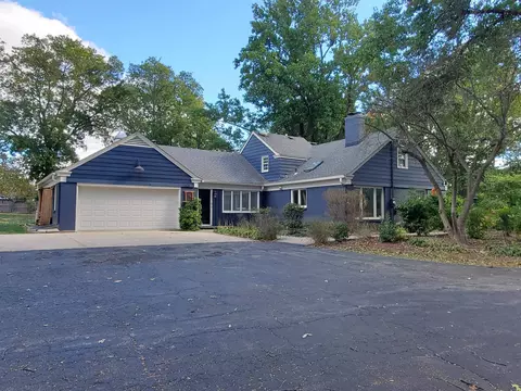 2525 Hickory Ave, Rockford, IL 61114