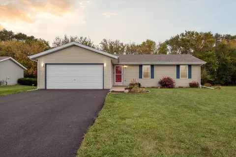 119 Prairie Moon Dr, Davis Junction, IL 61020