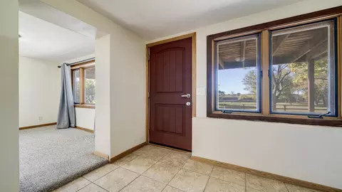 10128 Sunset Dr, Roscoe, IL 61073 photo 28