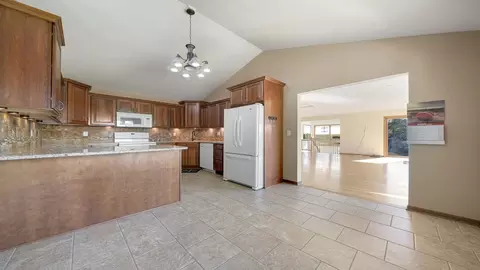 10128 Sunset Dr, Roscoe, IL 61073 photo 14