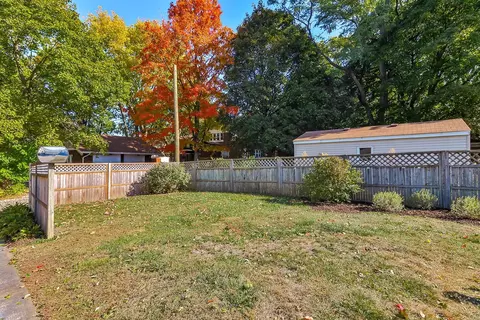 2016 E State St, Rockford, IL 61104 photo 42
