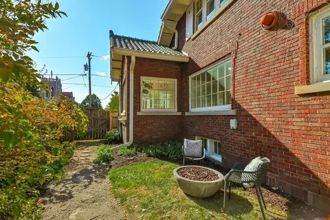 2016 E State St, Rockford, IL 61104 photo 38