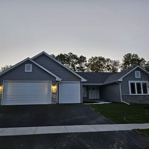 323 Whitetail Trl, Belvidere, IL 61008