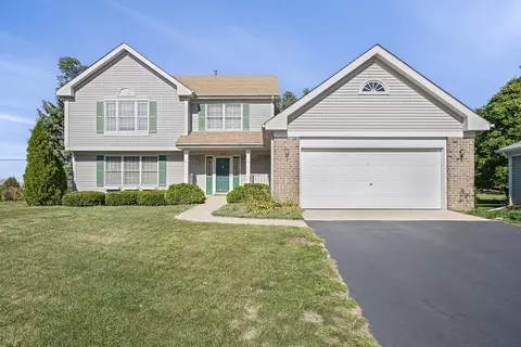 6544 Chartwell Dr, Rockford, IL 61114