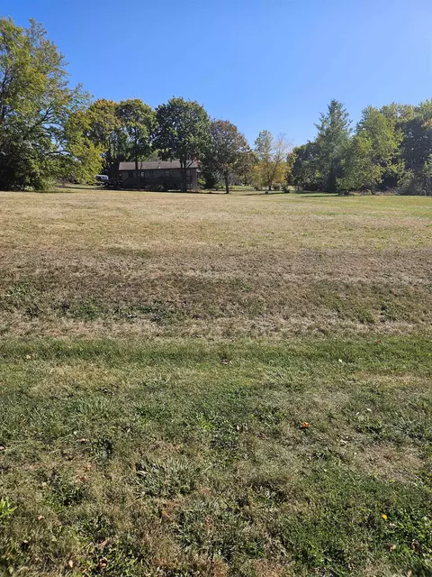 2103 Southgate, Lake Summerset, IL 61019