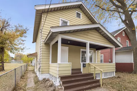 2215 Elm St, Rockford, IL 61102