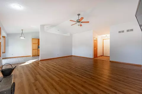 802 Gainsboro Rd, Lake Summerset, IL 61019 photo 5
