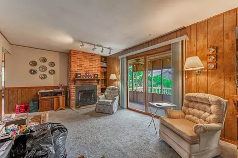 2379 Southgate Dr, Lake Summerset, IL 61019 photo 9