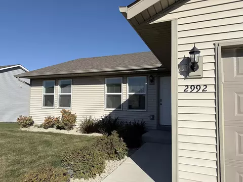 2992 Hiddengreen Dr, Belvidere, IL 61008 photo 2