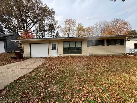 2108 Spring Brook Ave, Rockford, IL 61107