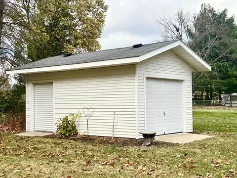 12062 Blue Spruce, Roscoe, IL 61073 photo 3