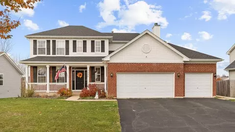 7226 Price Dr, Machesney Park, IL 61115