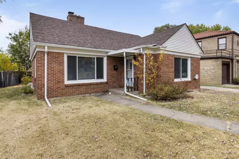 2211 Benderwirt Ave, Rockford, IL 61103