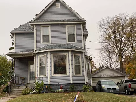 1424 S Float St, Freeport, IL 61032