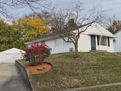 222 Skylark Dr, Rockford, IL 61107