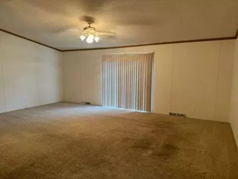 103 Deer Point Dr, Freeport, IL 61032 photo 3