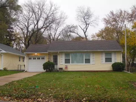 3415 Oak Grove Ave, Rockford, IL 61108