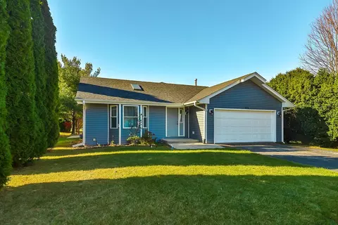 515 SW Pembroke Rd, Poplar Grove, IL 61065
