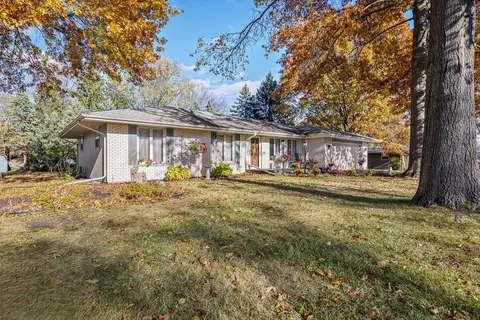 7174 Port Moresby Dr, Rockford, IL 61108