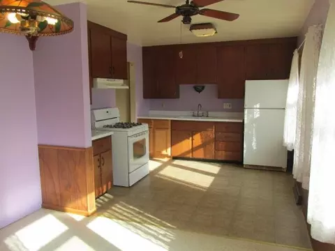 3279 W Knox Dr, Freeport, IL 61032 photo 6