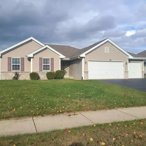 4768 Edenberry Ln, Rockton, IL 61072