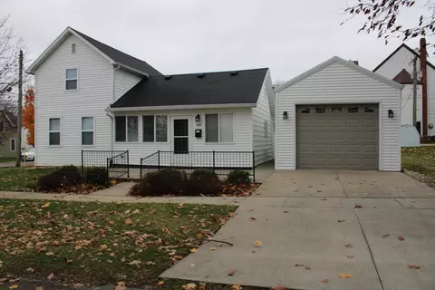 410 E Carroll St, Lanark, IL 61046