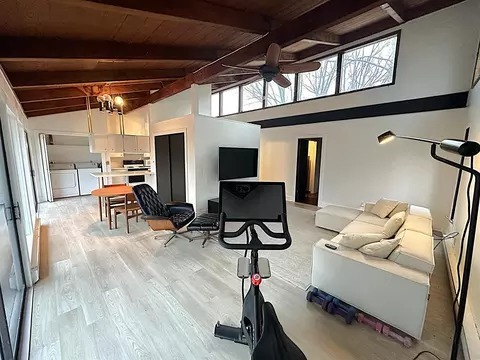 Living - 1460 Chadbourne, Davis, IL 61019 photo 1 of 2