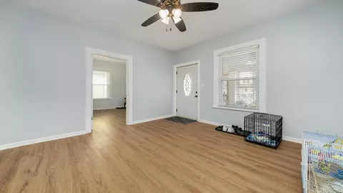 625 Watson St, Aurora, IL 60505 photo 5