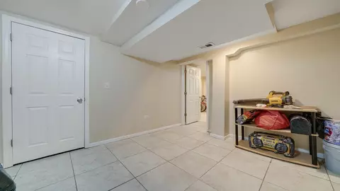 625 Watson St, Aurora, IL 60505 photo 32