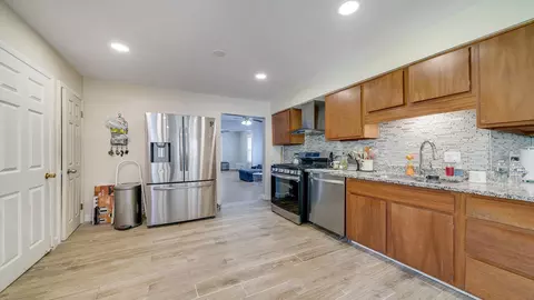 625 Watson St, Aurora, IL 60505 photo 13