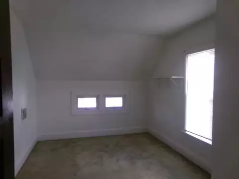 1248 S Walnut Ave, Freeport, IL 61032 photo 12